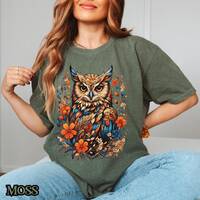 Boho Owl T-Shirt – Mystical Floral Owl Graphic Tee, Retro Woodland Bird Shirt, Nature Inspired