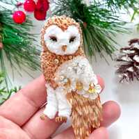 Barn owl beaded broach, embroidered crystal beads brooch, beaded brooch ,  owl pin, bird lover gift,