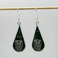 Gothic resin earrings with an owl 008
