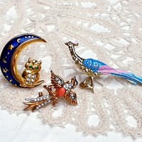 Three Vintage Birds Brooches. Owl on the Crescent, Parrot, Peacock. Gold tone,&nbsp; Enamel,&nbsp; R