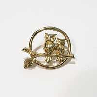 Two Owls On Branch Moon Circle Lapel Pin Brooch Gold Tone Avon 1" Tie Tack