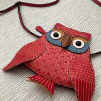 Vintage 90’s Women’s Crimson Red PU Leather Owl Shape Purse Cross Body Shoulder Bag Adju