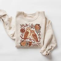Vintage Owl Sweatshirt: Retro Floral Barn Owl Pullover