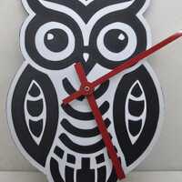 Tribal Owl Working Clock