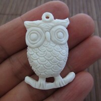 SALE Intricate  carved Owl pendant  ,Ox bone carving, Jewelry making Supplies,S4044