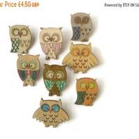 Brooch Owls Hand painted Wooden Cute woodland fun Jewelley