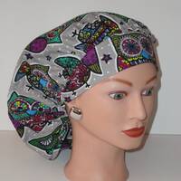 The Perfect Size Bouffant Scrub Hat...Owl Print w/matching Band...Surgical Hat/OR Scrub Hat