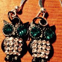 Owl Earring Green eyes