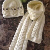 Gorgeous matching set for little girls, crochet owl hat and cable knit scarf,  ivory color scarf and