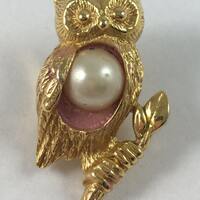 Vintage Avon Owl Fall Nature Brooch