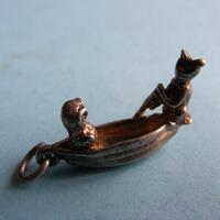 Vintage Sterling Silver charm Owl and a Pussy Cat in a boat (I)