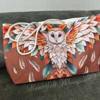 Chestnut Barn Owl Art Weekender: Stunning Plumage Print, Spacious Travel Bag. Rope Handles - Nature