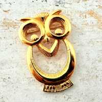 Vintage Gold Toned Owl Brooch