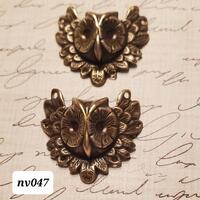 Closeout!!  2 pc.  Aged Brass owl charm  NV047
