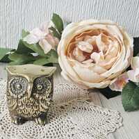 Mid-Century Brass Owl Figure: Vintage Paperweight Ornament