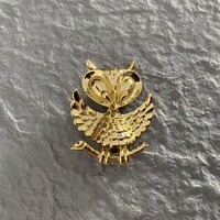 Vintage AJC Signed OWL Brooch Pin, Gold Tone Wild Bird Costume Jewelry, Signed AJC Animal Wise Bird 