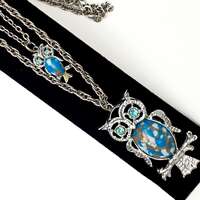 Vintage Lucite Owl Pendant Necklace: Turquoise, White & Copper, 1960s Retro