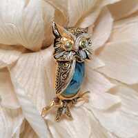Vintage Owl Brooch / Pin Damascene Golden Color with Blue Glass Cabochon, Made in Spain