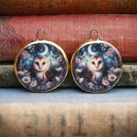 Handmade ceramic charms: Owl sat on a crescent moon illustration and a 24kt gold lustre edge
