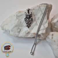 Pendentif Totem Hibou Grand Duc stylisé celtique avec chaine de couleur argent