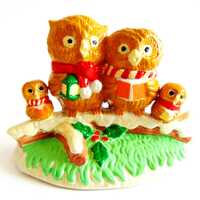 Vintage Ceramic Christmas Owl Family Figurine, 70s ENESCO Ceramic 4 INCH Handpainted Owl Family Figu