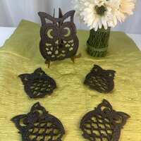 Vintage Cast Iron Owl Family of 5 Trivet/Wall Decor Set w/easel