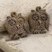 Mykonos Antique Brass (plated) Friendly Owl Charm 25x30mm