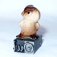 HAGEN RENAKER OWL Sitting on a Metal Printer Owl Stamp Baby Owlet Yellow Eyes Figurines Retired Horn