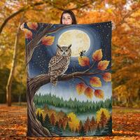 Owl Fleece Blanket: Cozy Autumn Forest Throw, Soft Woodland Design