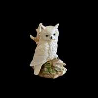 Beautiful Vintage White Owl Figurine