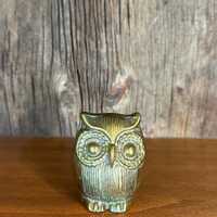 Vintage Brass Owl, paper weight, desk figurine or one to add to your collection.  Great Patina and d