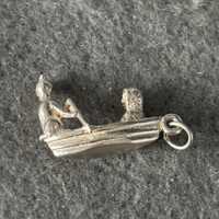 Vintage Sterling Silver 925 Charm Pendant. Owl and The Pussycat in a Pea Green Boat.