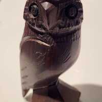 VTG carved Owl in Ironwood, hand made in Mexico. wonderful details and stands 5" x 2" x 3 
