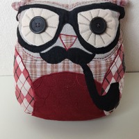 Vintage hand made Cuddly Owl Cushion with button eyes.
