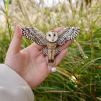 Barn Owl Brooch, Beaded Harry Potter Gift, Hogwarts Owl Post Pin, Embroidered Sequin Bird Jewelry, S