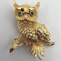 MONET OWL BROOCH Vintage Gold Tone Green Rhinestone Eyes 1960s Mid Century Bird Pin Signed Monet Fun