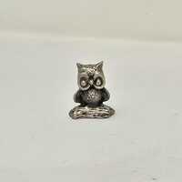 Vintage ampersand pewter owl figurine metal carved look silver tone.