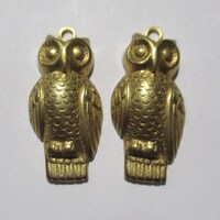 Vintage Stamped Brass Owls, Small Detailed Charms/Earring Drops/Jewelry Finding/Components, 24x11mm,