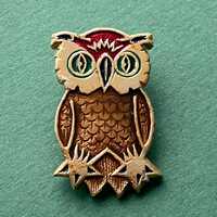Owl Pin. Vintage collectible childrens soviet pin badge A7
