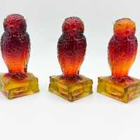 Degenhart Glass Owl in &ldquo;Amberina&rdquo;