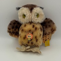 Vintage Steiff “Wittie” Owl Collectible – Original Button in Ear, 51% Wool, German