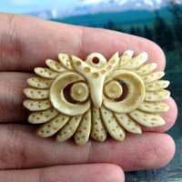 Carved buffalo bone owl pendant P772