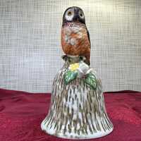 Vintage Brinn&rsquo;s  Barn Owl dinner bell. Perch on wood look base. Small flower accent.