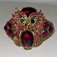 Vintage 1970s Owl Bangle Bracelet &ndash; Gold Tone with Red Stones &ndash; Hinged Cuff