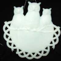 Westmoreland Slag/Milk Glass Owl Plate, Lace Rim