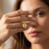 Owl Coin Necklace, Owl Pendant Necklace, Gold Medallion Necklace, Wisdom Necklace, Bird Jewelry, Vin