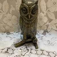 Vintage brass owl bookend, likely originating from a mid-century modern era. Solid brass with a deta