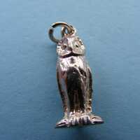 Vintage Sterling Silver charm: Wise Old Owl (W)