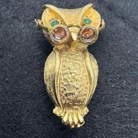 Vintage Owl pin with moveable eye glasses, RARE, MCM rose colored glasses, wise