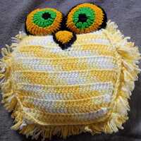 Vtg Crochet Owl Accent Pillow 11" tall x 10" wide x 3" thick